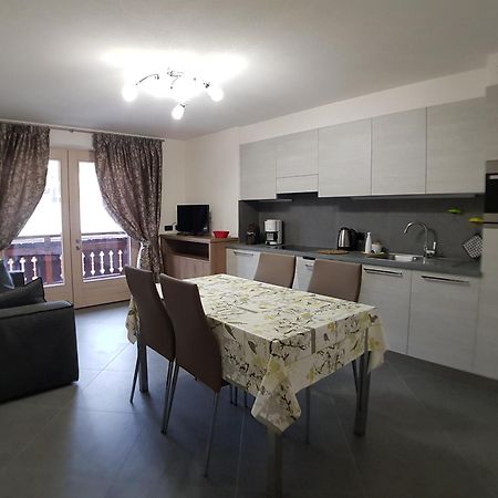 Al Camanel Apartment ลีวินโญ ภายนอก รูปภาพ