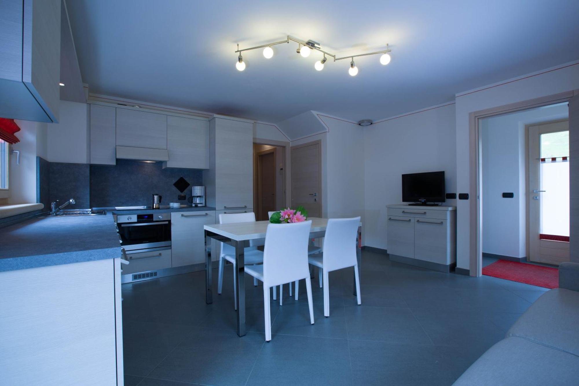 Al Camanel Apartment ลีวินโญ ภายนอก รูปภาพ